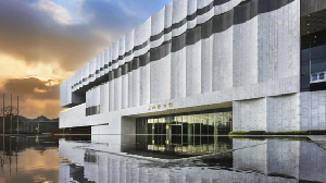 上海博物館×商湯科技：AI助手上線，逛館告別“人擠人”