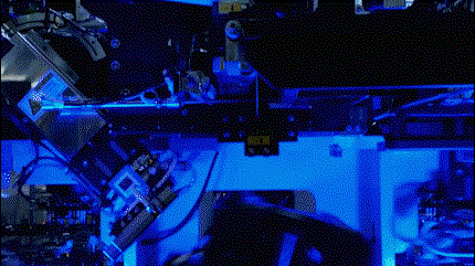 利元亨高速熱復(fù)合切疊一體機(jī)技術(shù)“劇透”