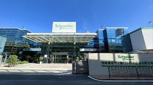 施耐德電氣以AI加持預測性維護解決方案，打造設備智能運維標桿