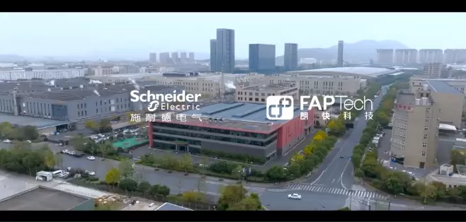 施耐德電氣助力朗快科技，用數(shù)字化為工業(yè)母機(jī)裝上“三頭六臂”